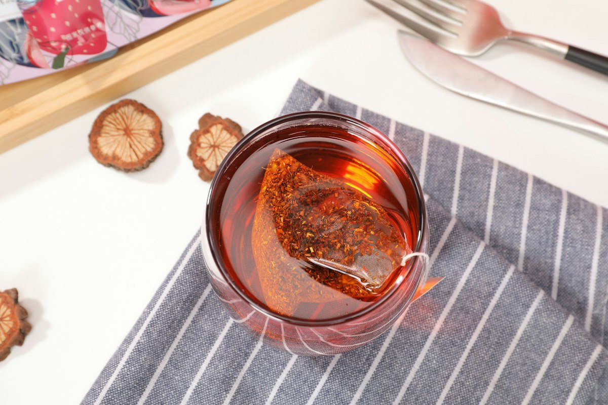 Dit theetje van koffiekersen is opeens overal te vinden